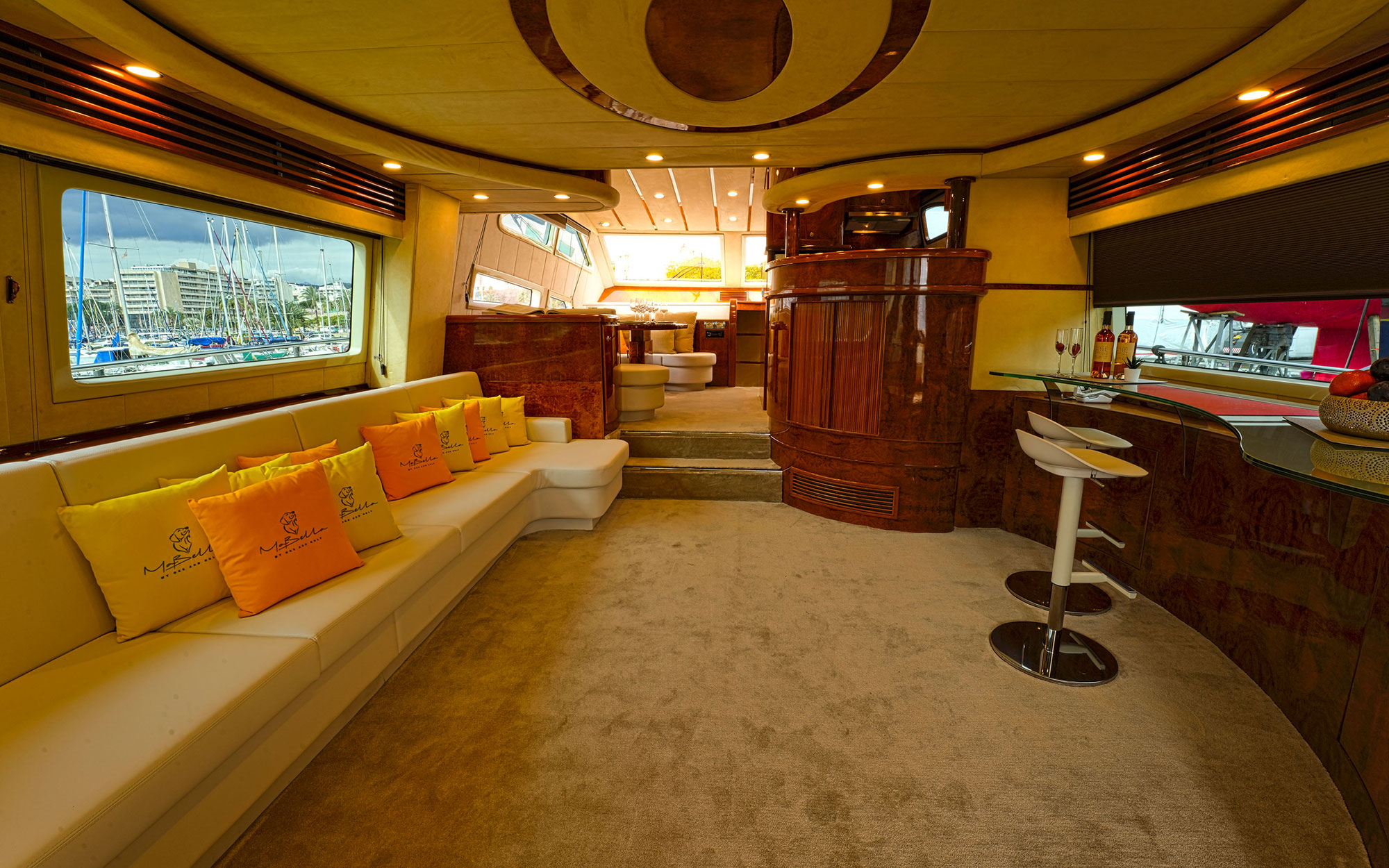 main saloon - MONTE FINO 72 flybridge motor yacht MA BELLA for sale